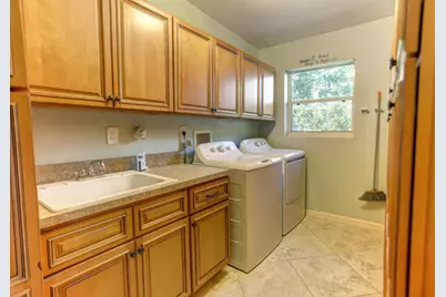 328 E Jasmine Drive, Lake Park, FL 33403 - Photo 27