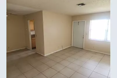 220 Croton Avenue #206, Lantana, FL 33462 - Photo 5