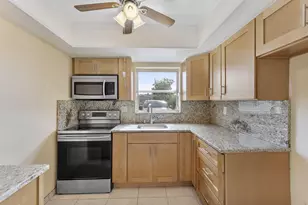 5243 Cresthaven Blvd, West Palm Beach, FL 33415 - Photo 9