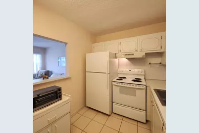 164 Sheffield G, West Palm Beach, FL 33417 - Photo 7