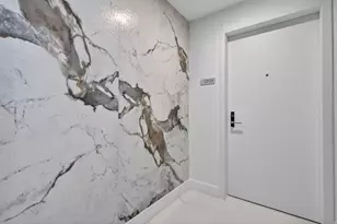 700 NE 24th St, Miami, FL 33137 - Photo 37