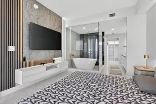 700 NE 24th St, Miami, FL 33137 - Photo 11