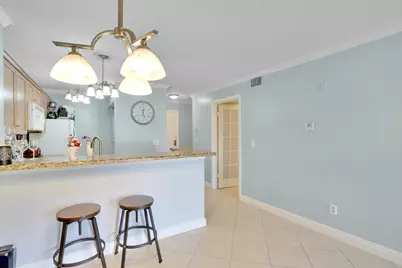4855 Via Palm Lakes #902, West Palm Beach, FL 33417 - Photo 9