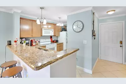 4855 Via Palm Lakes #902, West Palm Beach, FL 33417 - Photo 1