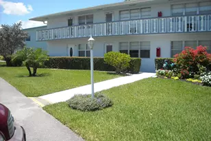 60 Kent D, West Palm Beach, FL 33417 - Photo 5