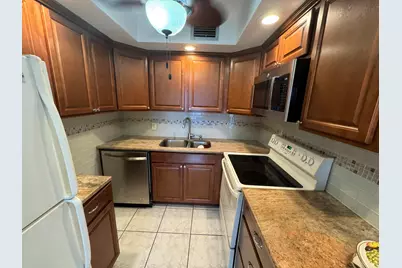 60 Kent D, West Palm Beach, FL 33417 - Photo 13