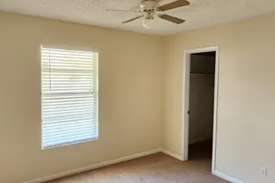 566 NW Marion Ave, Port Saint Lucie, FL 34983 - Photo 5