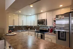 20401 NE 30th Ave, Aventura, FL 33180 - Photo 7