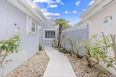 5 Brighton Court, Palm Beach Gardens, FL 33418 - Photo 5