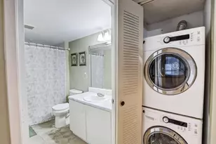 1500 SW 131st Way, Pembroke Pines, FL 33027 - Photo 3