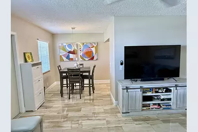359 Oakridge T, Deerfield Beach, FL 33442 - Photo 11