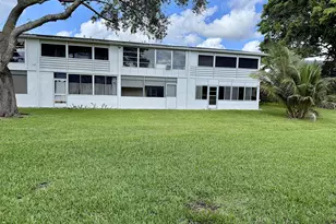 359 Oakridge T, Deerfield Beach, FL 33442 - Photo 33