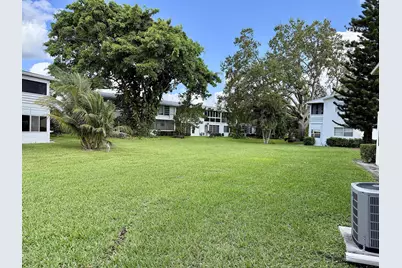 359 Oakridge T, Deerfield Beach, FL 33442 - Photo 35