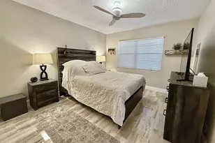 359 Oakridge T, Deerfield Beach, FL 33442 - Photo 19