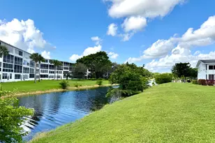 359 Oakridge T, Deerfield Beach, FL 33442 - Photo 43