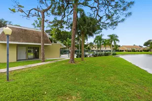 801 Maplewood Dr, Greenacres, FL 33415 - Photo 39