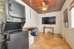 341 Nottingham Blvd, West Palm Beach, FL 33405 - Photo 13