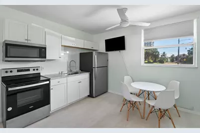 670 Hernando Street #B, Fort Pierce, FL 34949 - Photo 1