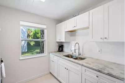 670 Hernando Street #C, Fort Pierce, FL 34949 - Photo 5