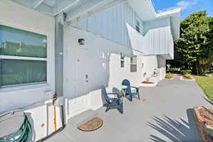 670 Hernando St, Fort Pierce, FL 34949 - Photo 3