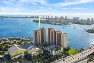 2650 Lake Shore Dr, Riviera Beach, FL 33404 - Photo 23