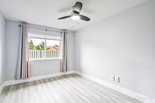 4851 Orleans Ct, West Palm Beach, FL 33415 - Photo 19