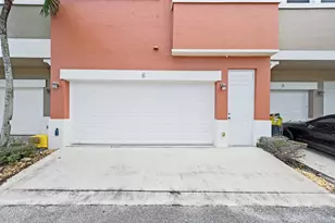 500 Pacific Grove Dr, West Palm Beach, FL 33401 - Photo 35