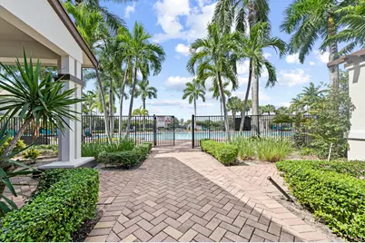 500 Pacific Grove Drive #6, West Palm Beach, FL 33401 - Photo 47