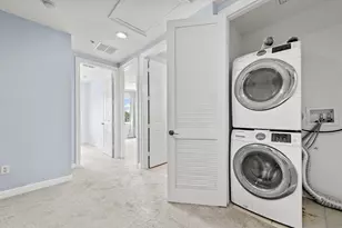 500 Pacific Grove Dr, West Palm Beach, FL 33401 - Photo 21