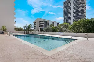 4200 N Ocean Dr, Singer Island, FL 33404 - Photo 41