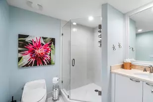 2650 Lake Shore Dr, Riviera Beach, FL 33404 - Photo 19