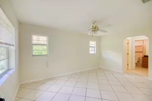 2074 SE Doverbrook St, Port Saint Lucie, FL 34983 - Photo 15