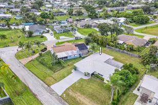 2074 SE Doverbrook St, Port Saint Lucie, FL 34983 - Photo 29