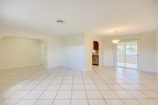2074 SE Doverbrook St, Port Saint Lucie, FL 34983 - Photo 13