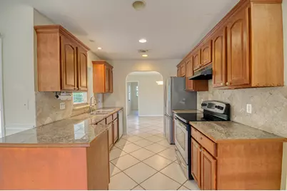 2074 SE Doverbrook Street, Port Saint Lucie, FL 34983 - Photo 7