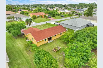 1652 SW Crawford Avenue, Port Saint Lucie, FL 34953 - Photo 33