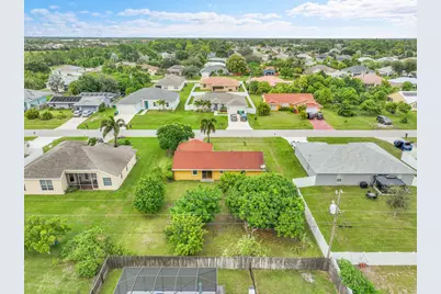 1652 SW Crawford Avenue, Port Saint Lucie, FL 34953 - Photo 39