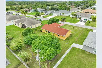 1652 SW Crawford Avenue, Port Saint Lucie, FL 34953 - Photo 41