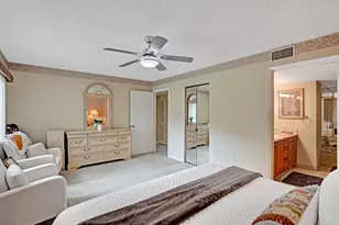 107 Half Moon Cir, Hypoluxo, FL 33462 - Photo 29