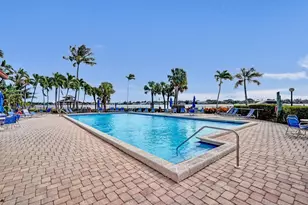 107 Half Moon Cir, Hypoluxo, FL 33462 - Photo 49