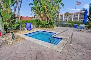 107 Half Moon Cir, Hypoluxo, FL 33462 - Photo 51