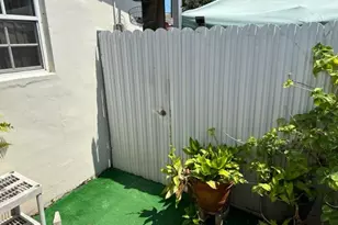 1380 NW 171st St, Miami Gardens, FL 33169 - Photo 55