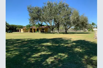 16693 Deer Path Lane, Wellington, FL 33470 - Photo 15