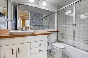 411 S Hollybrook Dr, Pembroke Pines, FL 33025 - Photo 27