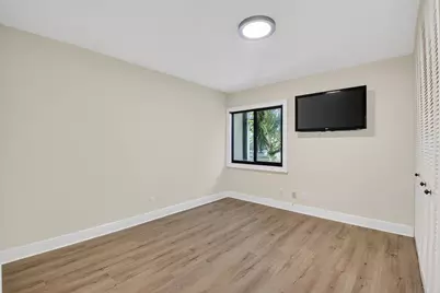 3802 Bridgewood Drive, Boca Raton, FL 33434 - Photo 23