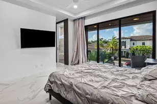 245 NE 6th Ct, Boca Raton, FL 33432 - Photo 21