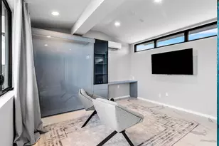 245 NE 6th Ct, Boca Raton, FL 33432 - Photo 41