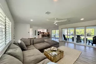 8585 SE Palm St, Hobe Sound, FL 33455 - Photo 9