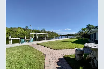 8585 SE Palm Street, Hobe Sound, FL 33455 - Photo 29