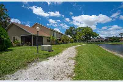 704 Maplewood Drive, Greenacres, FL 33415 - Photo 45